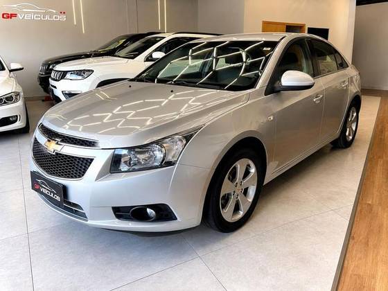 CHEVROLET CRUZE 1.8 LT 16V FLEX 4P AUTOMÁTICO CHEVROLET CRUZE 1.8 LT 16V FLEX 4P AUTOMÁTICO